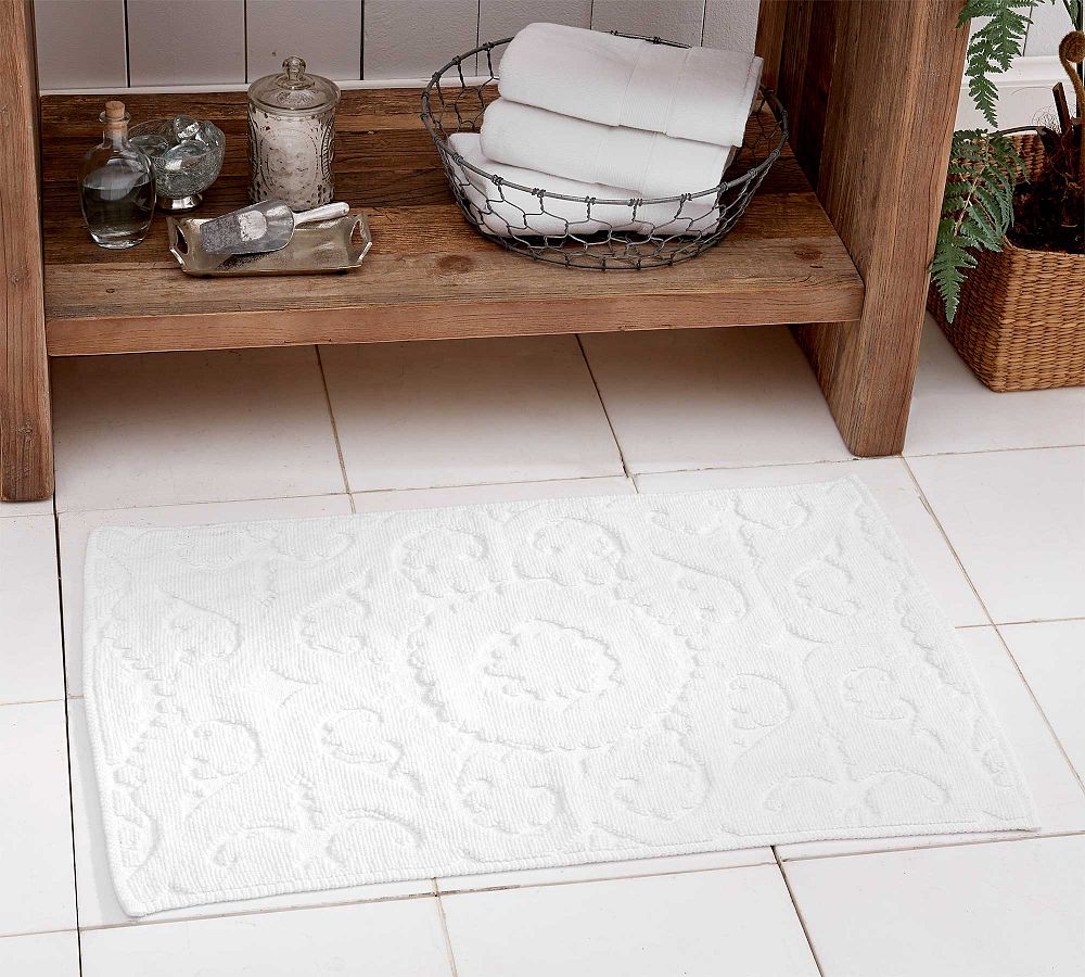 Loraya Sculpted Bath Mat
