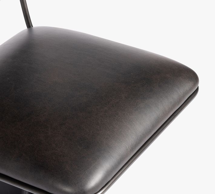 Seat edge and front view of leather cushion
