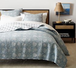 Neve Cane Nightstand (25")