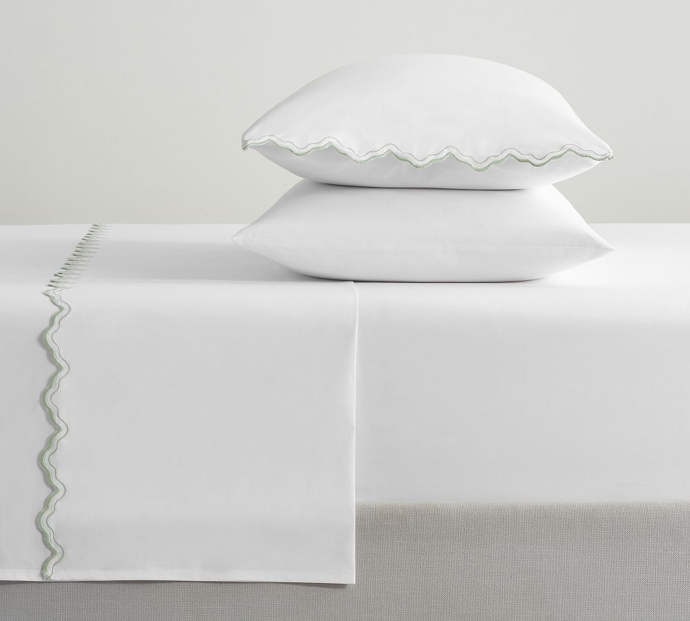 Julia Berolzheimer Eloise Embroidered Organic Percale Sheet Set