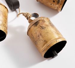 Brass Bells Wreath Hanger