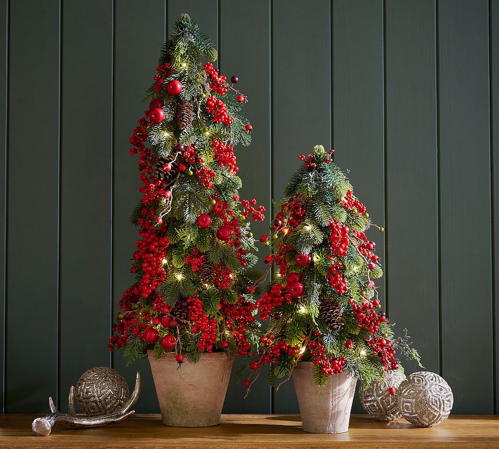 Faux Lit Mixed Berry Tree