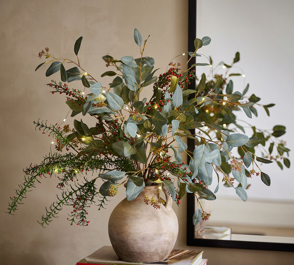 Lit Red Cedar Berry Pine Bundle