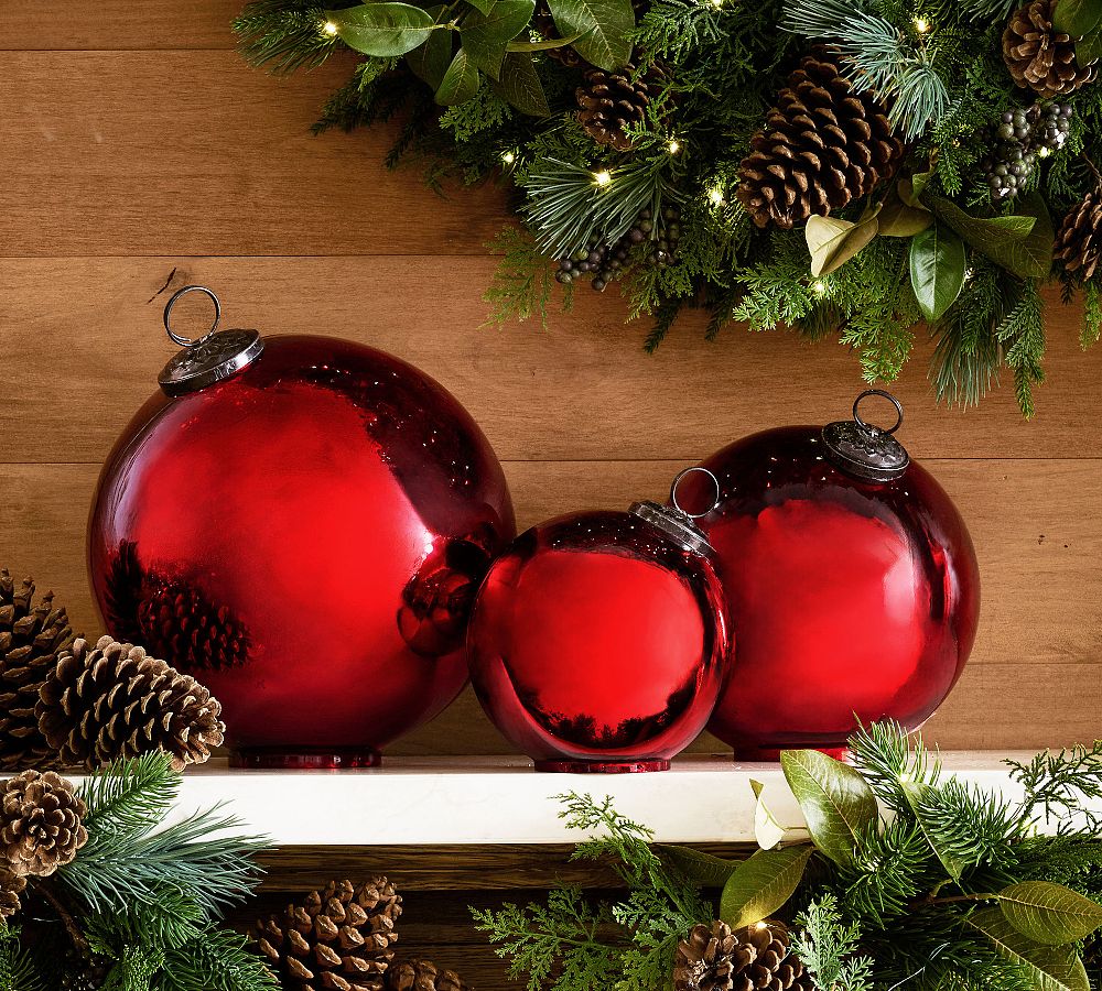 Decorative Red Ornaments - Set of 3