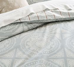 Dot Medallion Reversible Duvet Cover