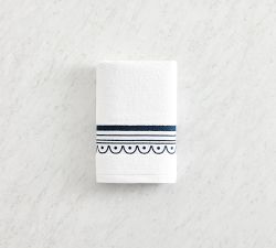 Mark D. Sikes Pixie Scallop Towel