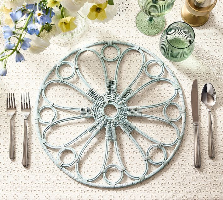 monique-lhuillier-antibes-