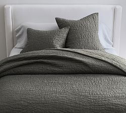 Open Box: Belgian Flax Linen Handcrafted Quilt, King/Cal. King - Heathered Charcoal