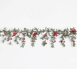 Faux Berry &amp; Leaf Wreath &amp; Garlands