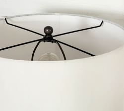 Jasia Metal Table Lamp (23&quot;)