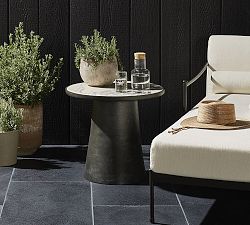 Darlyn Marble Round Outdoor End Table (22.5&quot;)