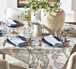 Avril Cotton Table Throw