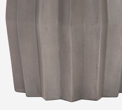 Verity Concrete Round Outdoor End Table (19")
