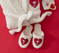 Peanuts Snoopy&#8482; Hearts Slippers