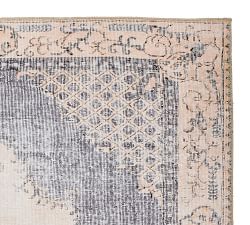 Alia Persian-Style Rug