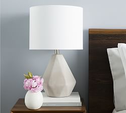 Fairlane Concrete Table Lamp (25&quot;)