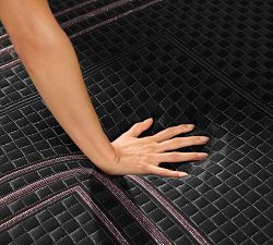 Beautyrest® Black Hybrid Series Two Mattress (13.5"h)
