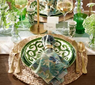 Decorating Guide: How to Set a Table