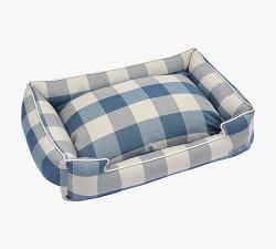 Checkered Lounge Pet Bed