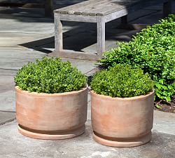 Jaylah Round Terracotta Planters