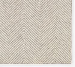 Open Box: Iweala Handcrafted Chevron Rug