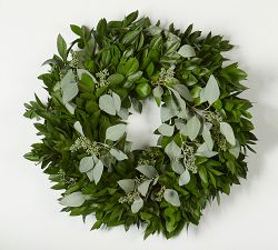 Live Ruscus &amp; Seeded Eucalyptus Wreath &amp; Garland