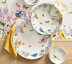 Meadow Cotton Table Runner