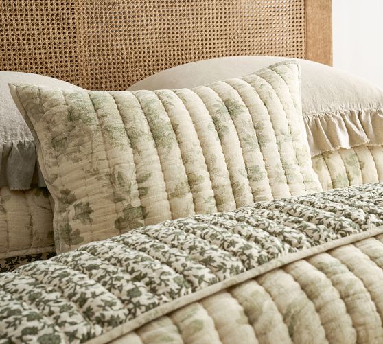 Floral Cloud Reversible Quilt