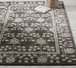 Kennedy Hand-Tufted Wool Persian-Style Rug