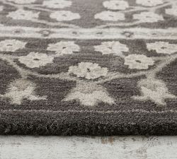 Open Box: Kennedy Hand-Tufted Wool Persian-Style Rug
