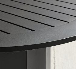 Malibu Metal Round Outdoor Grand Dining Table (56")