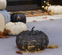 Lit Wire Pumpkins