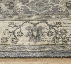 Open Box: Reeva Handwoven Rug