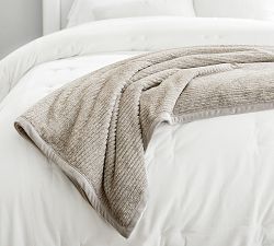 Ribbed Faux Fur Blanket