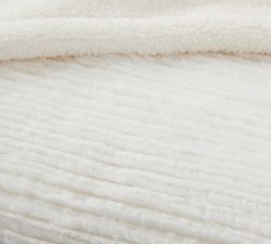 Braided Ribbed Sherpa Back Throw