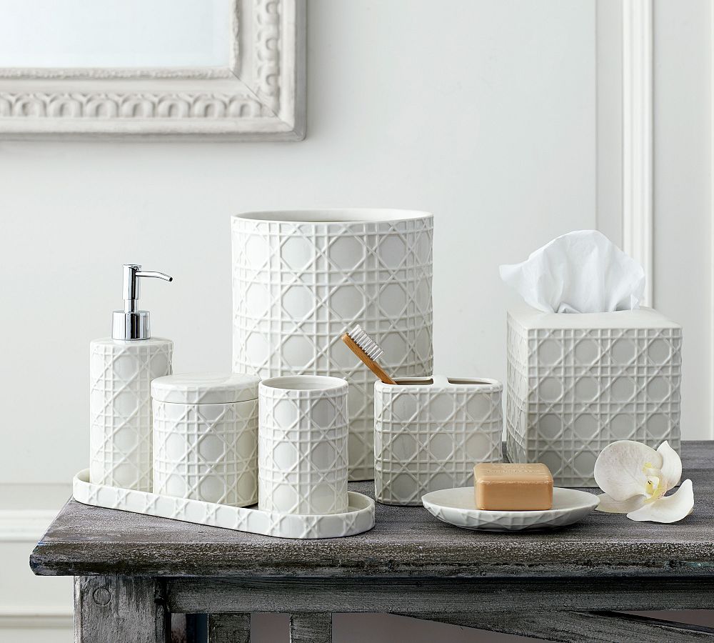 Lavoie Bathroom Accessories - Soap Dish