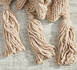 Bluma Chunky Knit Tassel Throw