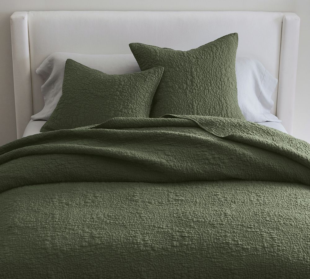 Belgian Flax Linen Floral Stitch Quilt - Cypress, Full/Queen