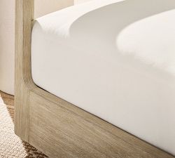 Aptos Outdoor Swivel Lounge Chair