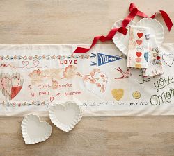 Heirloom Scalloped Heart Stoneware Appetizer Plates - Set of 4