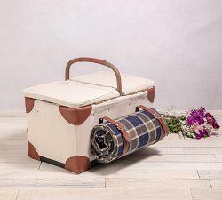 Pioneer Picnic Basket
