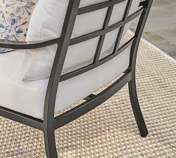 Riviera Metal Outdoor Lounge Chair