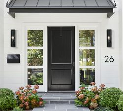 Classic Wreath Hanger