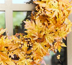 Handcrafted Lit Aspen Wreath &amp; Garland