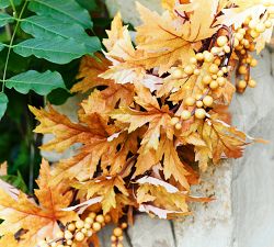 Handcrafted Lit Aspen Wreath &amp; Garland