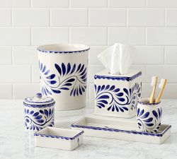 Puebla Bathroom Accessories