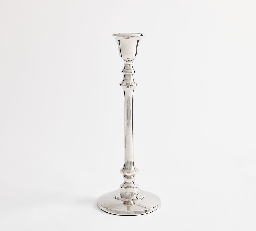 Daphne Candle Holder