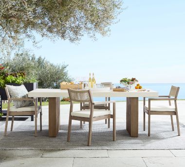 Pomona Indio Outdoor Dining