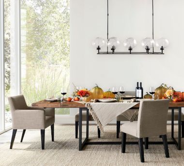 Malcolm Classic Dining Room 