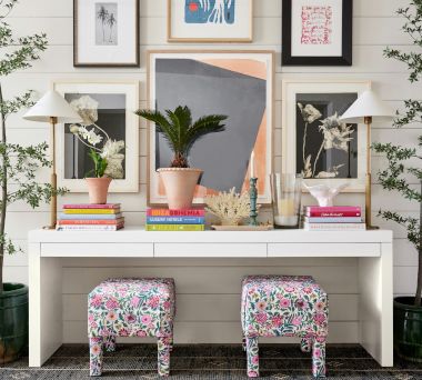 Dillon Gallery Entryway